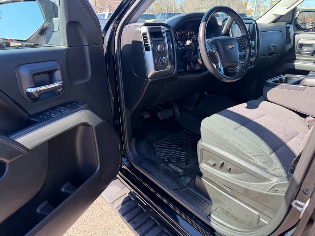 Certified 2017 Chevrolet Silverado 1500 LT w/ All Star Edition image 18