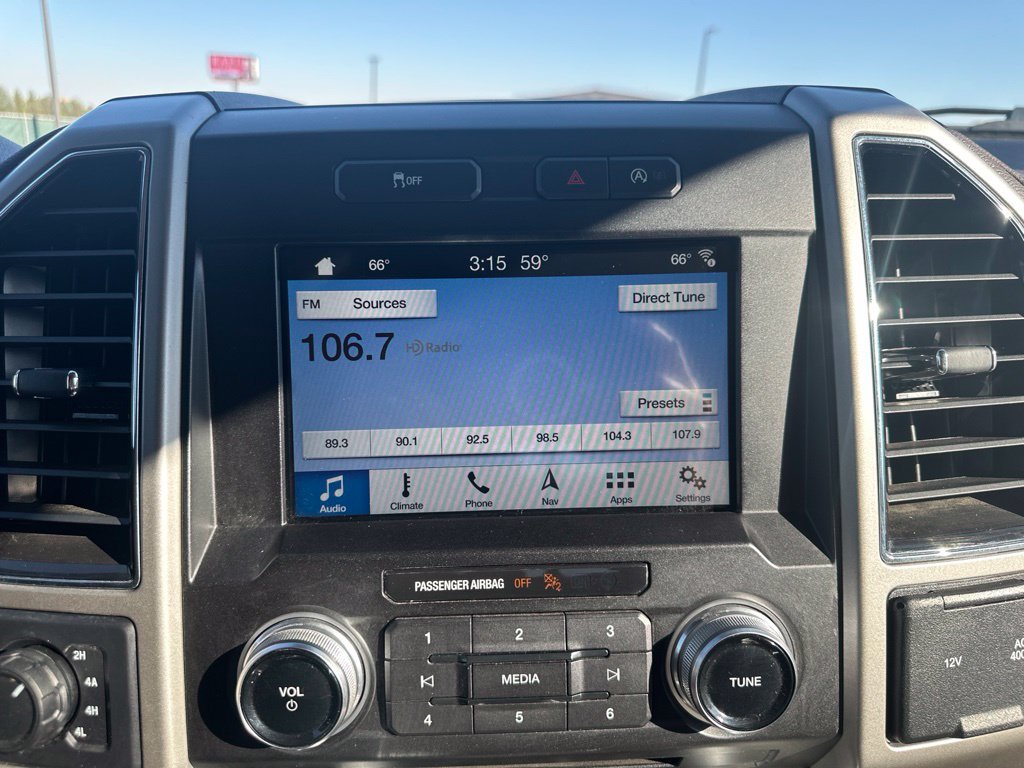 Used 2018 Ford F150 Lariat w/ Equipment Group 502A Luxury AWD/4WD image 11