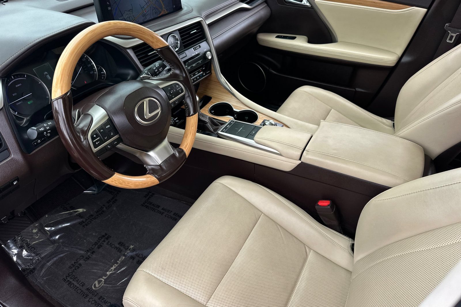Used 2020 Lexus RX 450hL AWD w/ Premium Package image 10