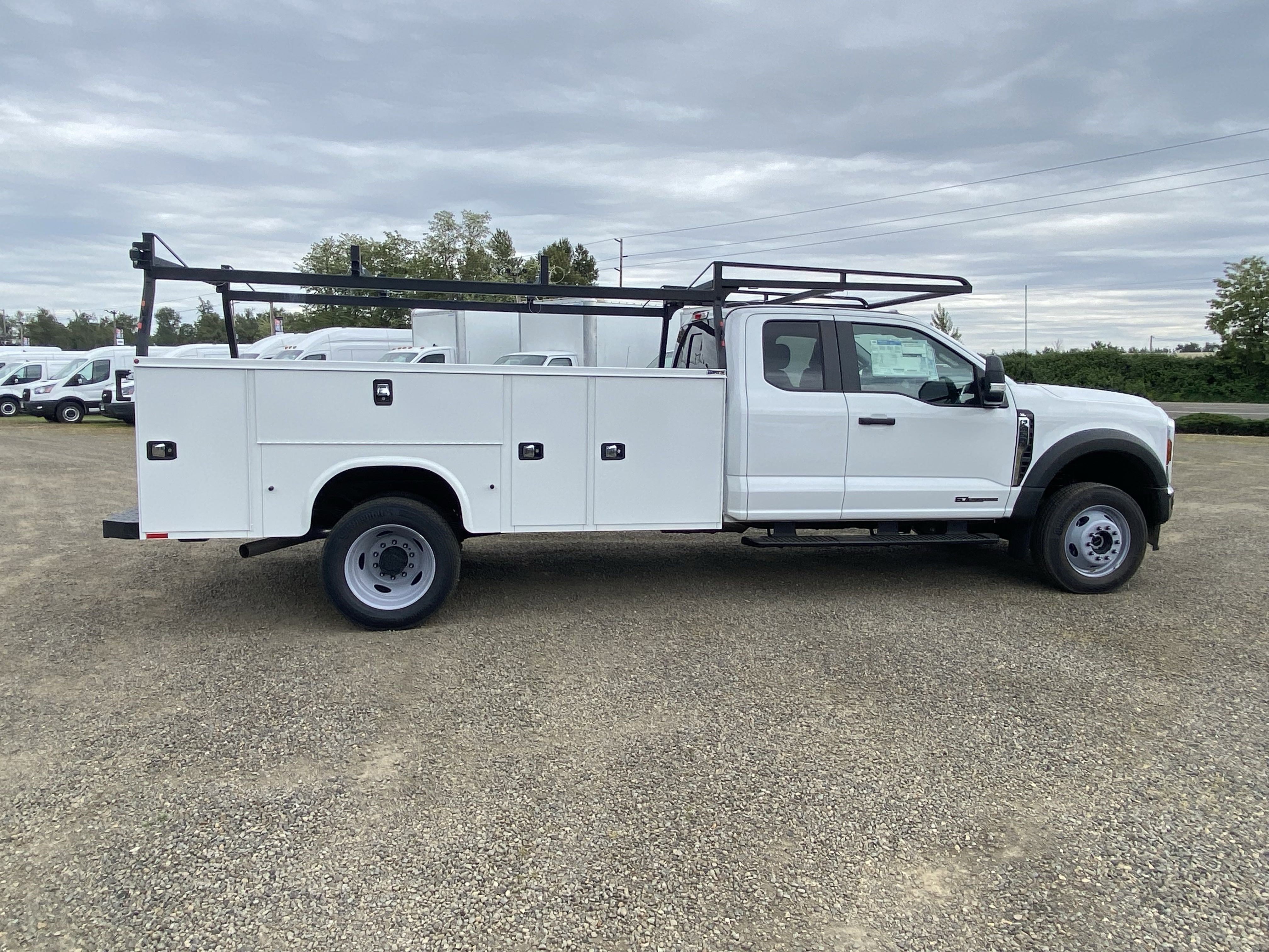 New 2025 Ford F450 XL image 7