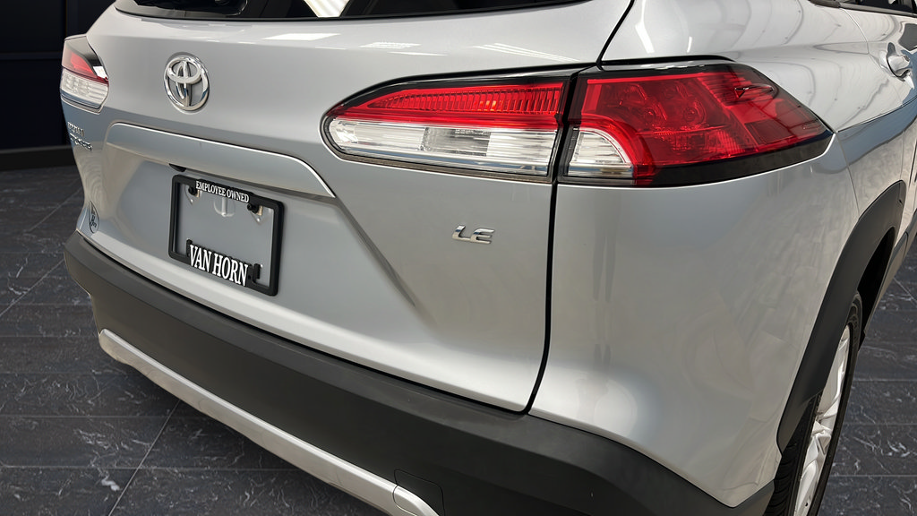 Used 2023 Toyota Corolla Cross LE FWD image 31