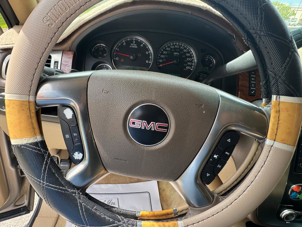 Used 2007 GMC Yukon XL SLT w/ SLT Preferred Equipment Group RWD image 19