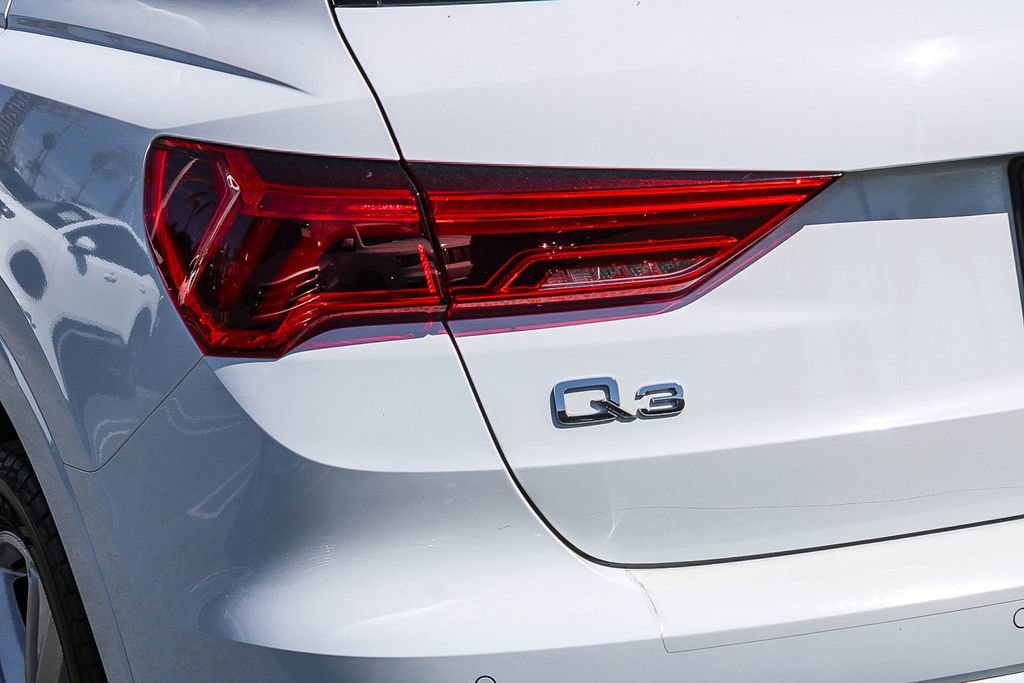 Used 2020 Audi Q3 2.0T Premium AWD/4WD image 7