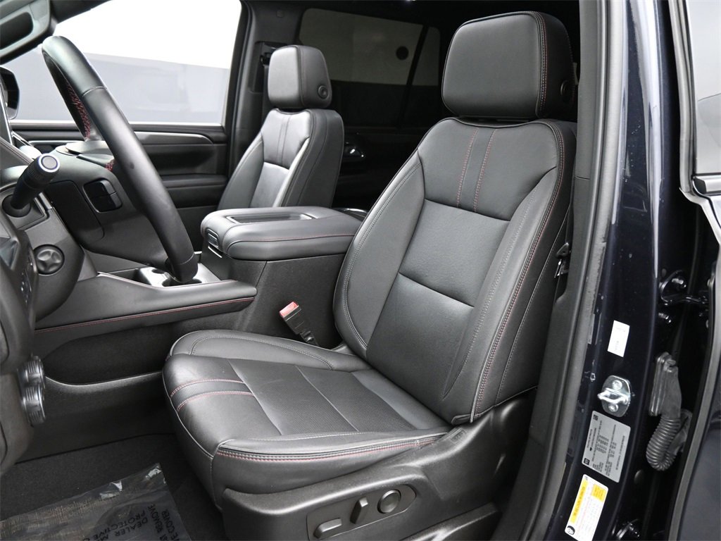 Used 2022 Chevrolet Tahoe RST w/ Luxury Package image 18