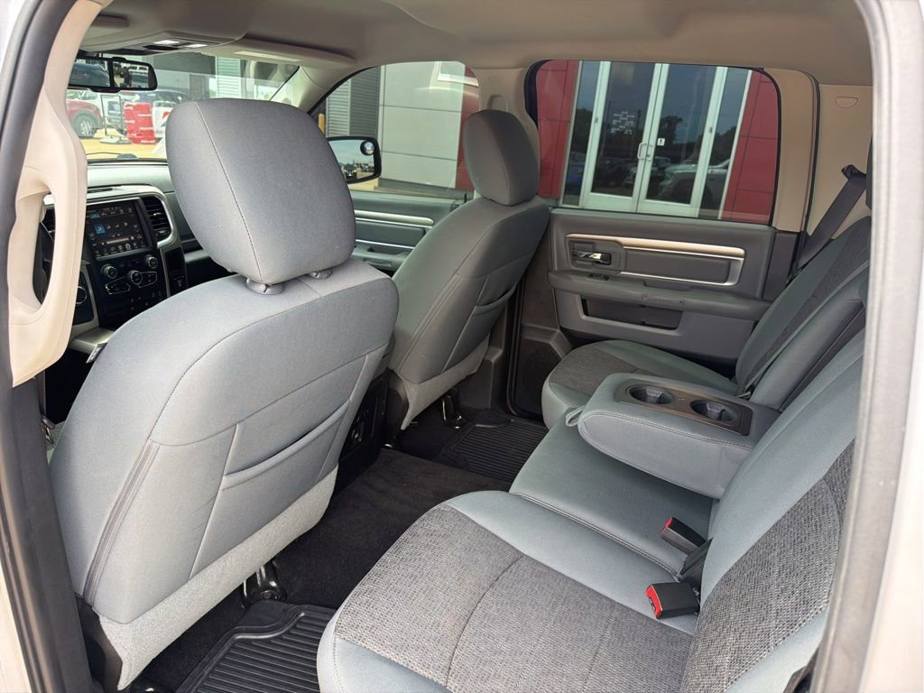 Used 2015 RAM 1500 Big Horn RWD image 16