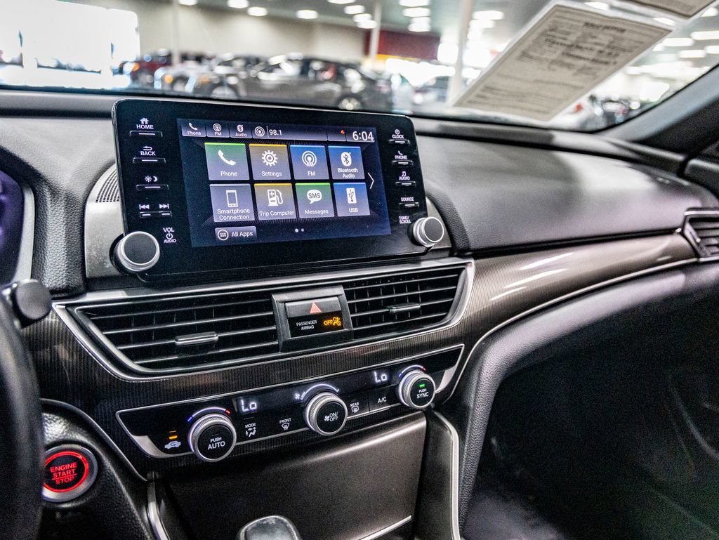 Used 2018 Honda Accord Sport image 19