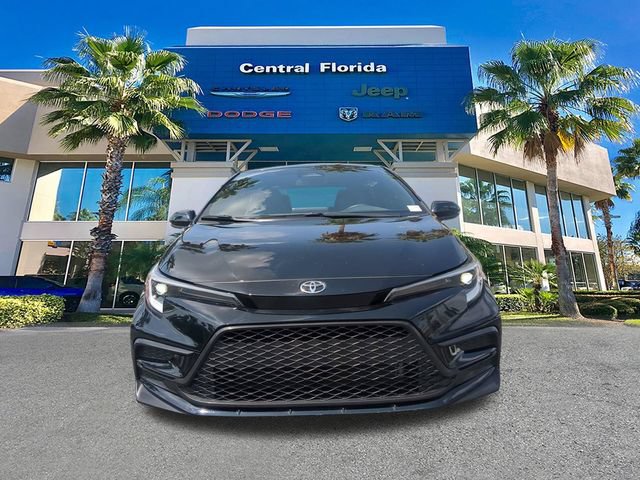 Used 2025 Toyota Corolla SE FWD image 3