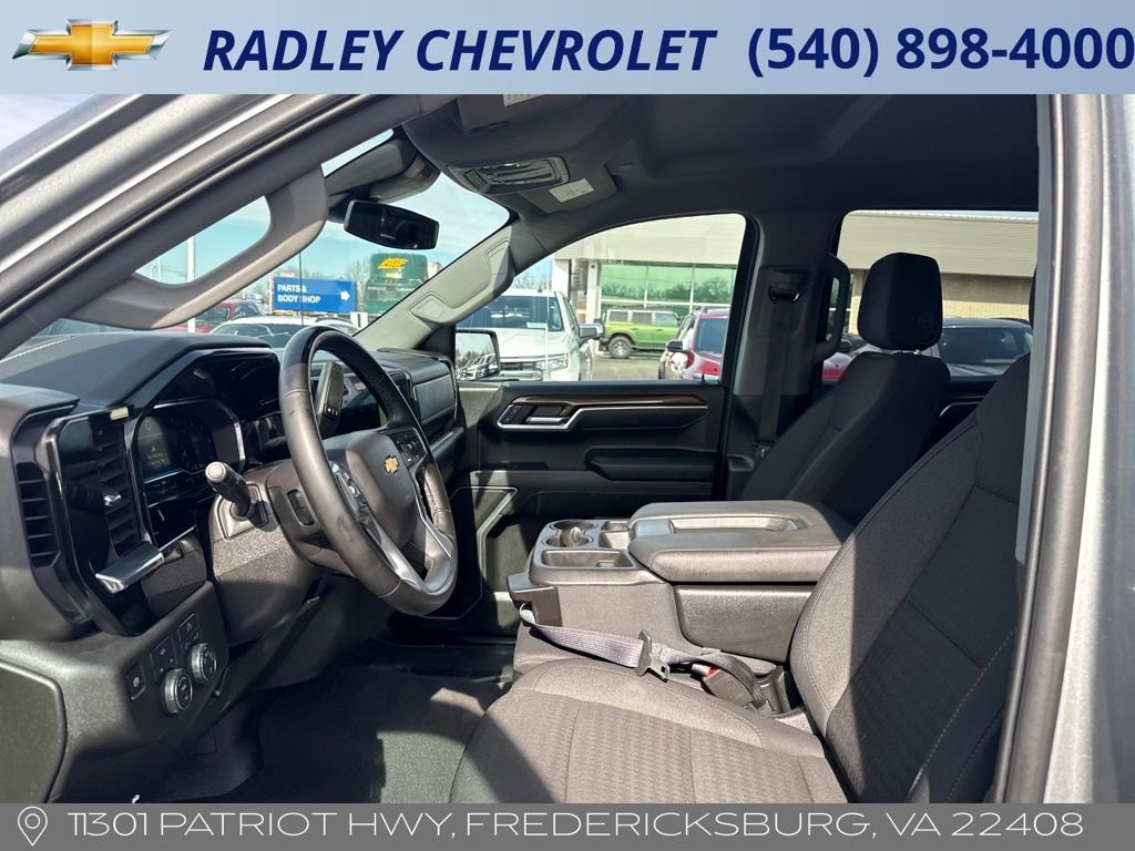 Certified 2025 Chevrolet Silverado 1500 LT image 3