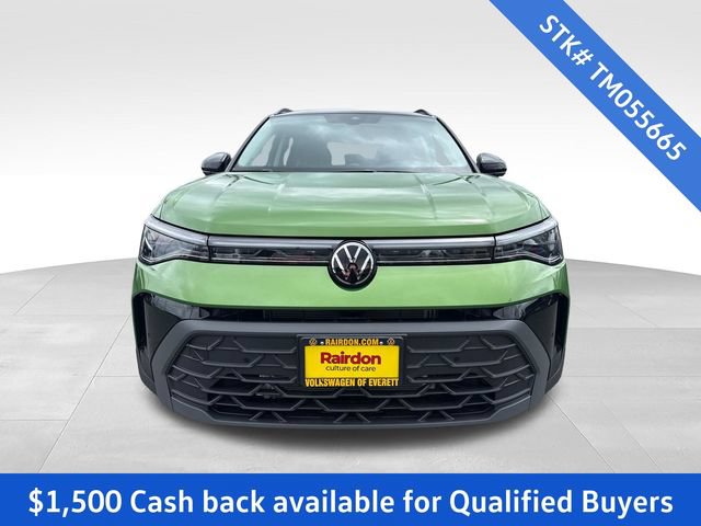 New 2026 Volkswagen Taos SE AWD/4WD image 2