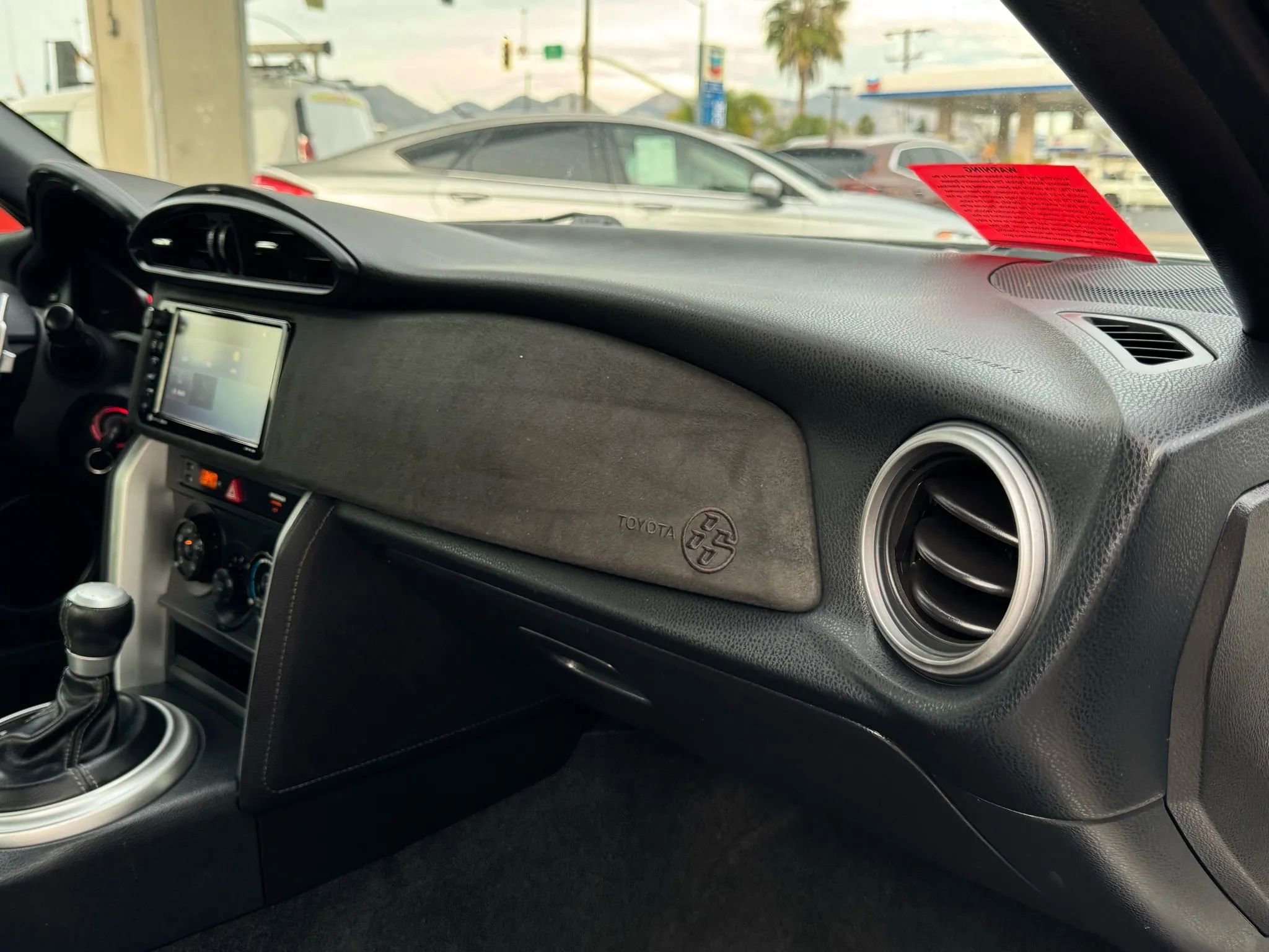 Used 2017 Toyota 86 image 26