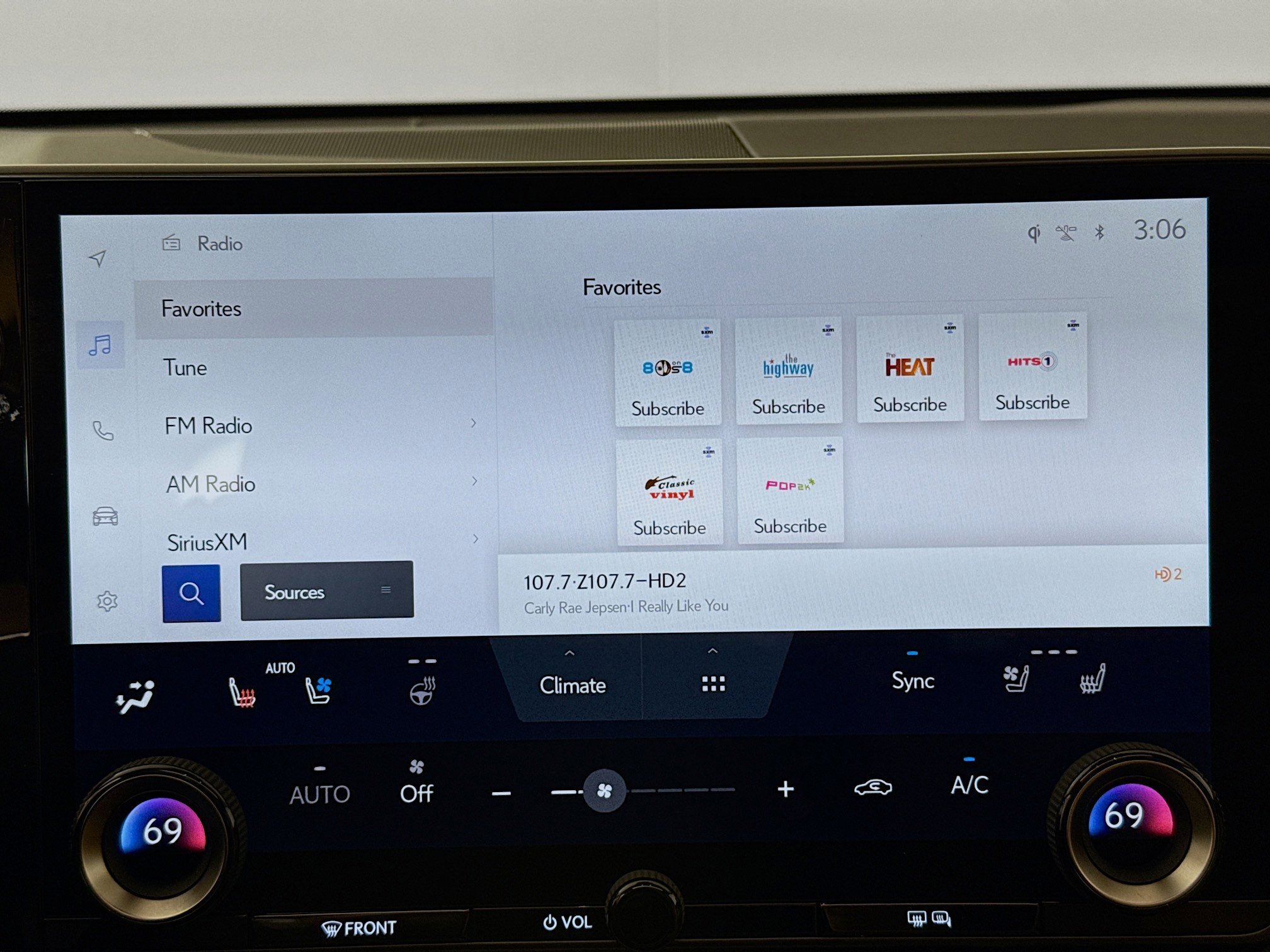 Used 2025 Lexus NX 350 350 Premium w/ Cold Area Package image 15