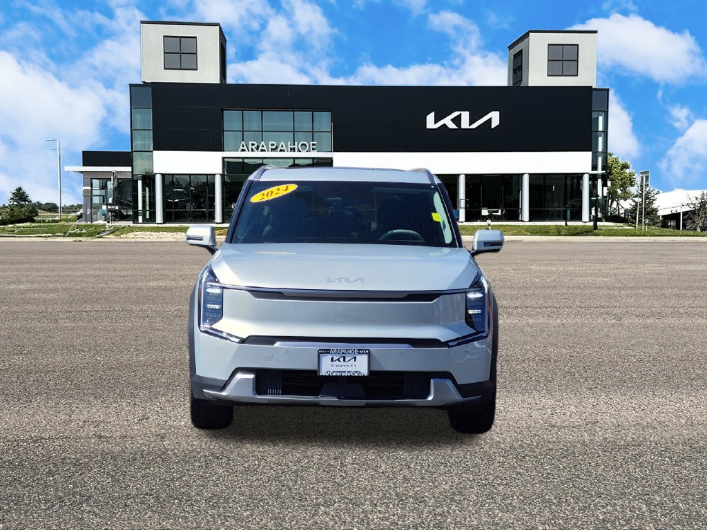 Certified 2024 Kia EV9 Wind AWD/4WD image 3