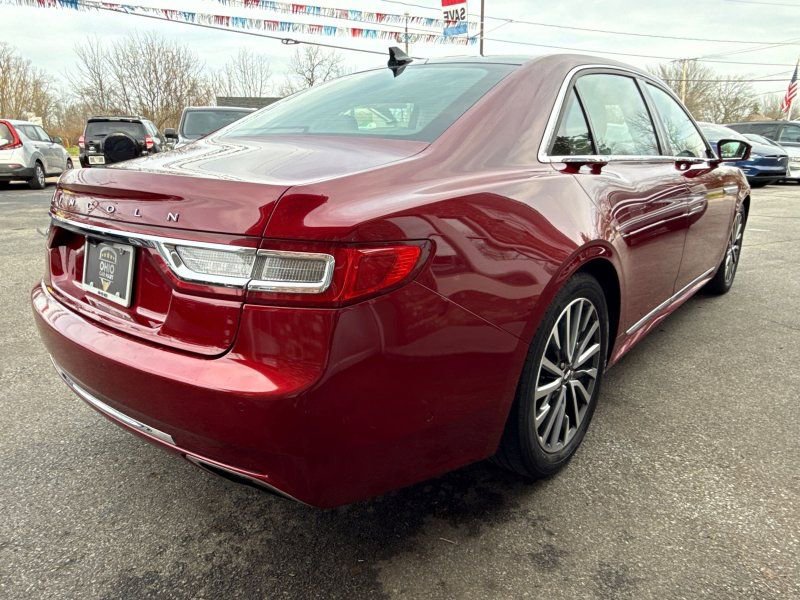 Used 2018 Lincoln Continental Select image 5