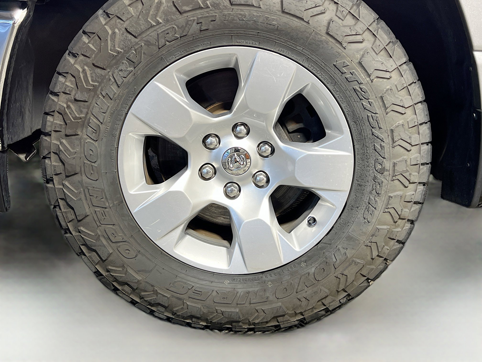 Used 2019 RAM 1500 Big Horn AWD/4WD image 14