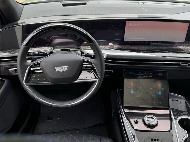 New 2026 Cadillac Escalade IQ Sport 1 w/ LPO, ONYX Package AWD/4WD image 10