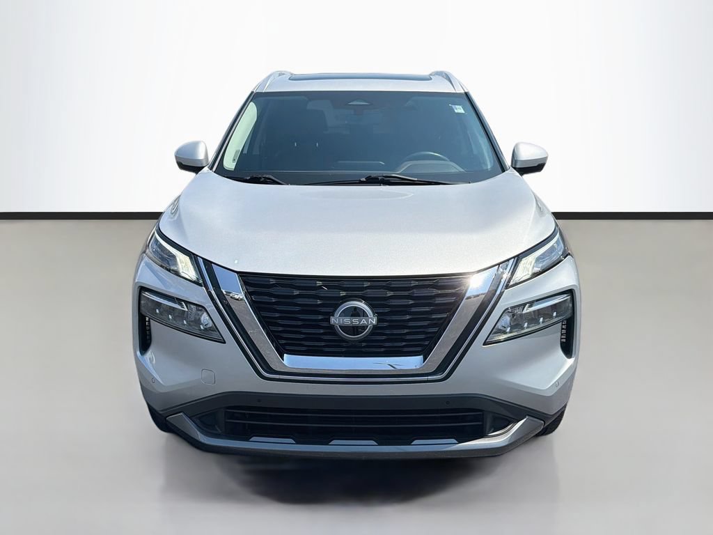 Used 2023 Nissan Rogue SL w/ SL Premium Package FWD image 2