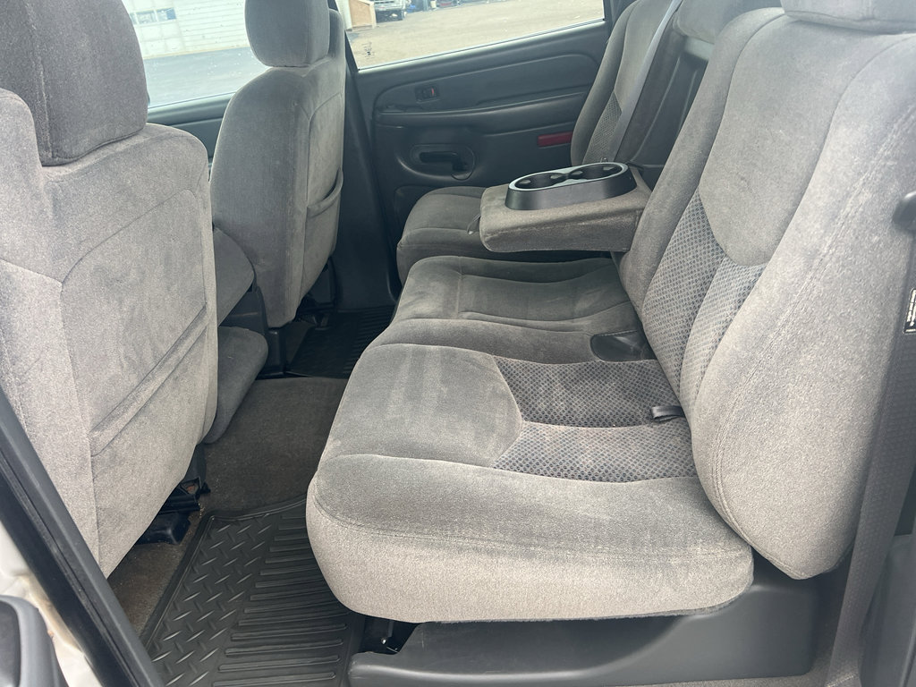 Used 2007 Chevrolet Silverado 3500 LT w/ Heavy-Duty Power Package AWD/4WD image 19