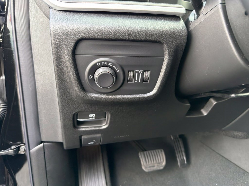New 2026 Jeep Grand Cherokee L 4WD image 17