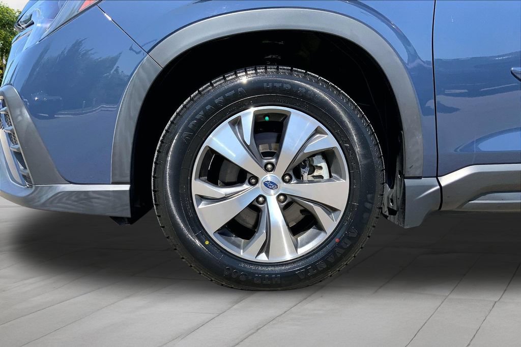 Used 2023 Subaru Ascent Premium AWD/4WD image 33