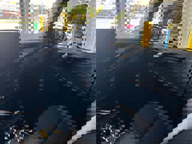 New 2025 Ford Escape ST-Line w/ Tech Pack #1 image 7