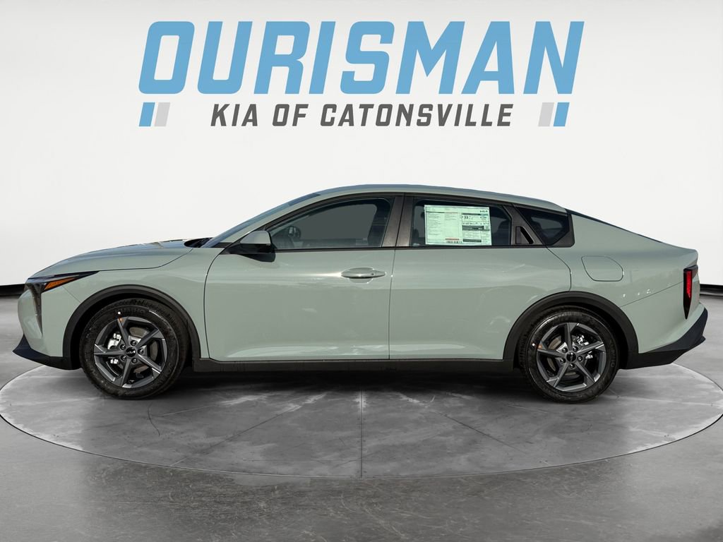 New 2025 Kia K4 LXS image 3