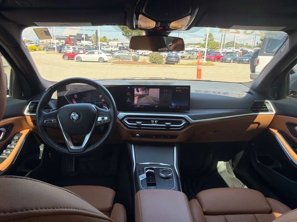 Used 2024 BMW 330i Sedan w/ Convenience Package RWD image 28