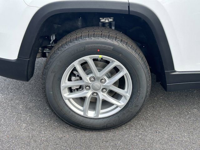 New 2025 Jeep Grand Cherokee Laredo image 19