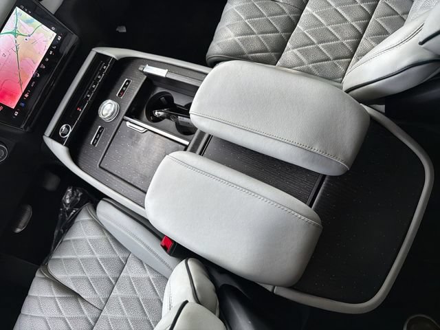 New 2027 Lincoln Navigator L Black Label AWD/4WD image 21