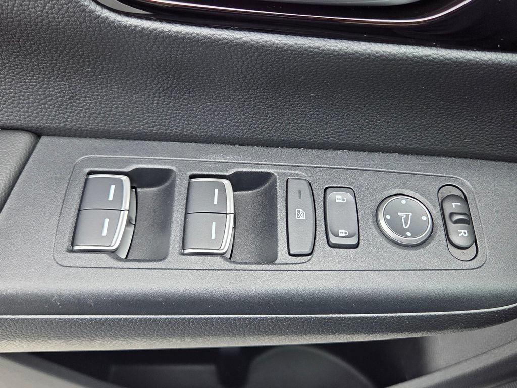 Certified 2025 Honda CR-V Sport Touring image 33