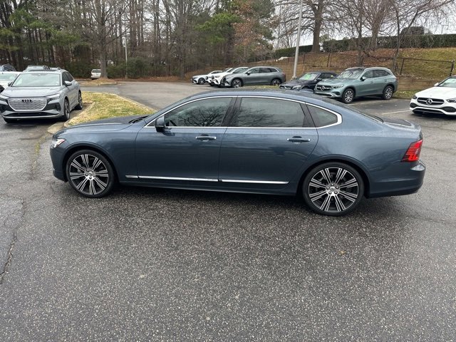 Used 2022 Volvo S90 B6 Inscription image 8