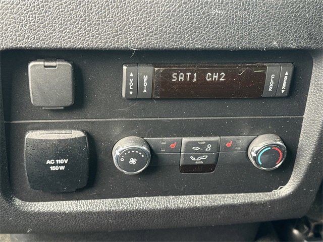 Used 2016 Lincoln Navigator Select image 23