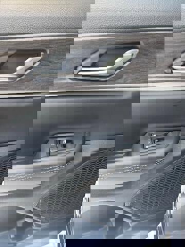 New 2025 Jeep Grand Cherokee L Limited image 41