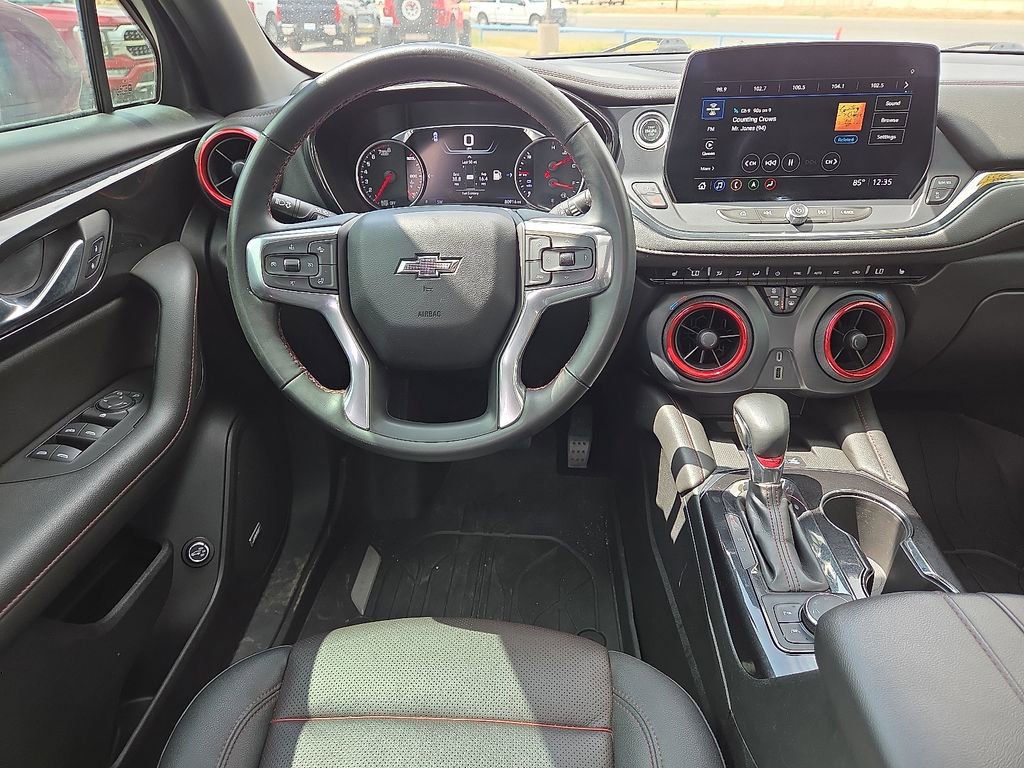 Used 2023 Chevrolet Blazer RS FWD image 18