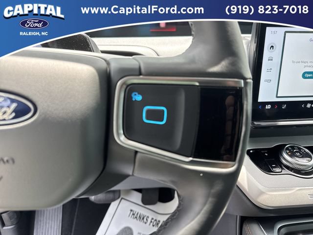 Certified 2025 Ford Expedition Active AWD/4WD image 24