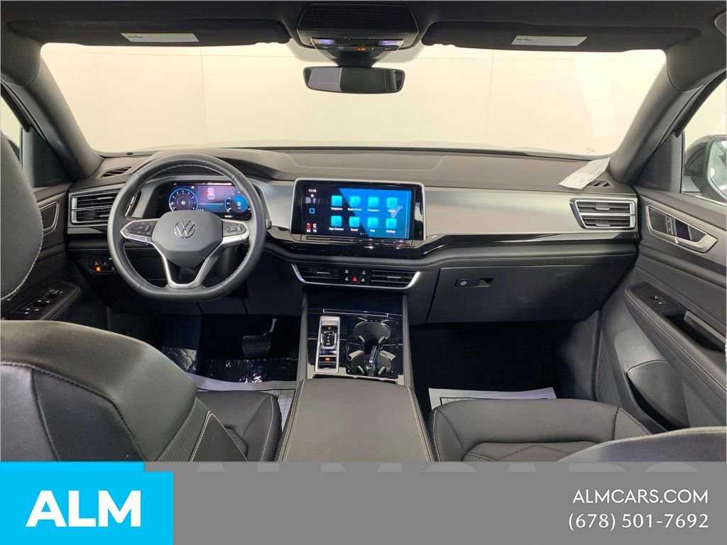 Used 2025 Volkswagen Atlas Cross Sport SE FWD image 33