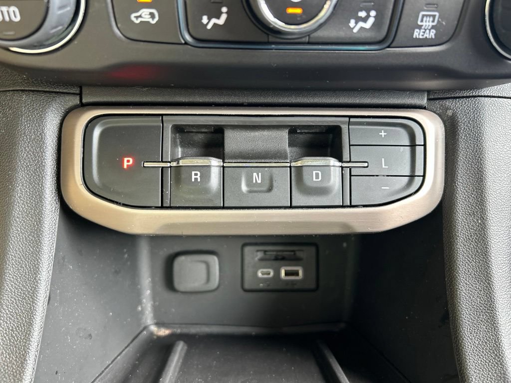 Certified 2023 GMC Acadia Denali w/ Denali Technology Package FWD image 19