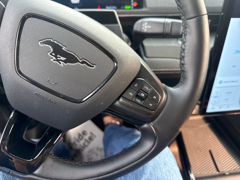 Used 2025 Ford Mustang Mach-E Select w/ Comfort Package Lite AWD/4WD image 43