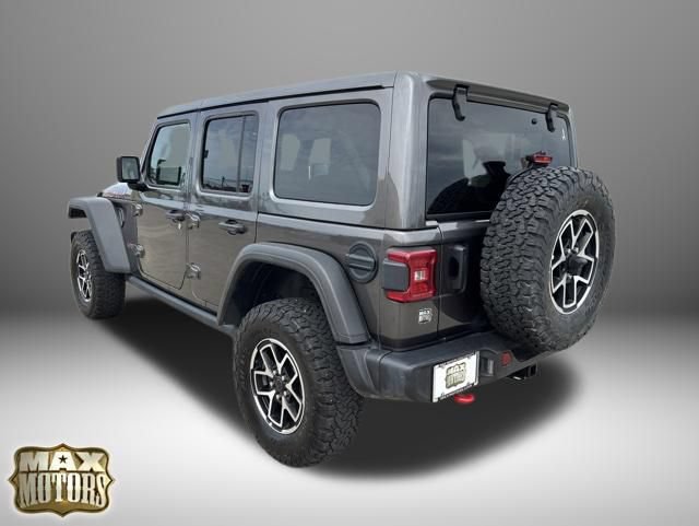 Used 2025 Jeep Wrangler Unlimited Rubicon AWD/4WD image 8