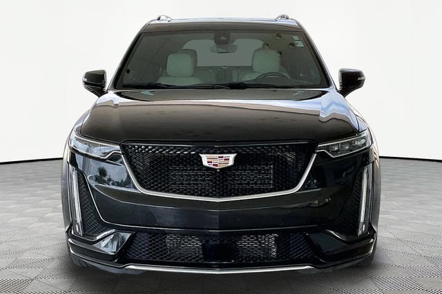 Certified 2024 Cadillac XT6 Sport w/ Technology Package AWD/4WD image 2