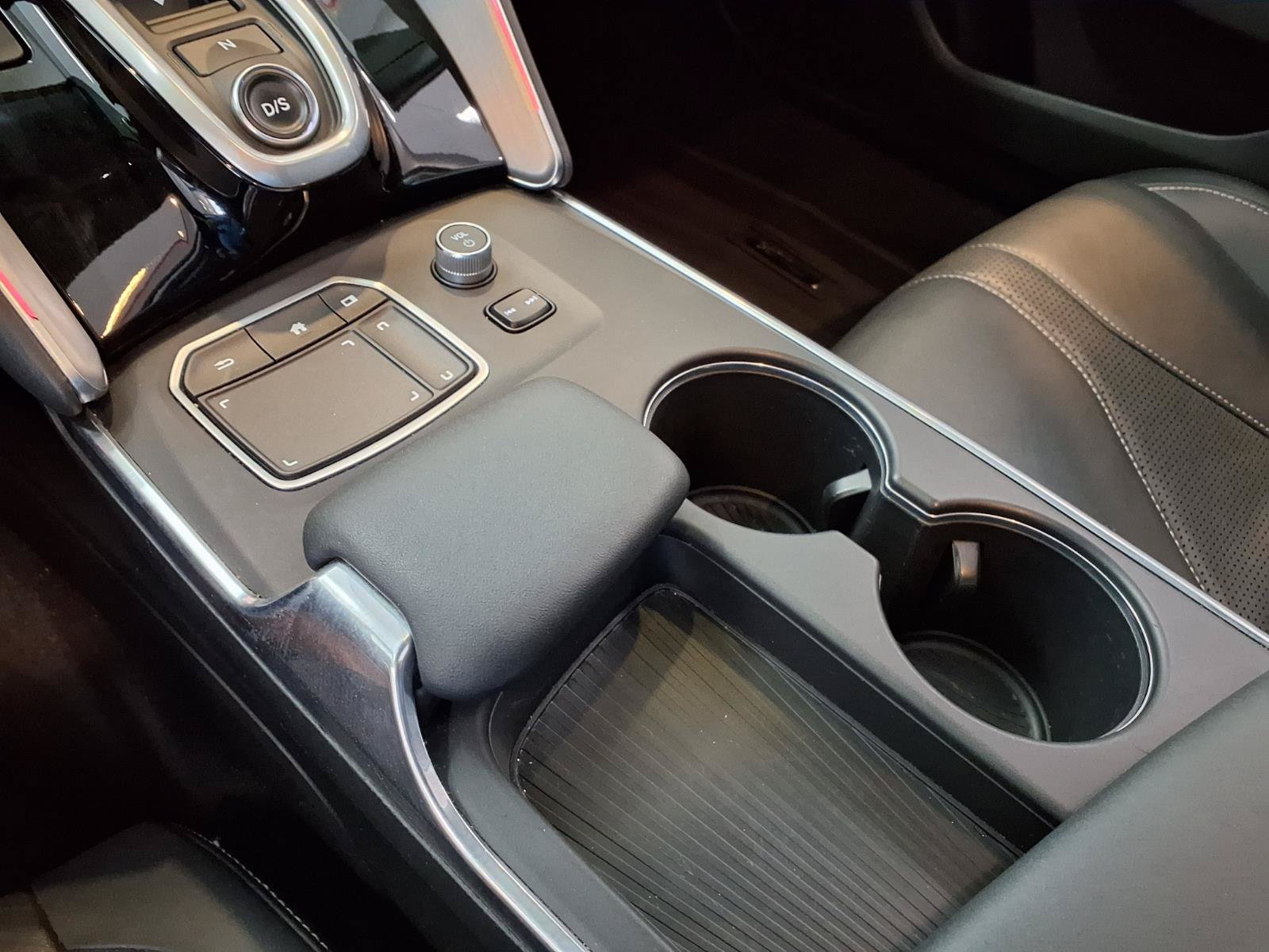Used 2022 Acura TLX w/ Technology Package FWD image 25