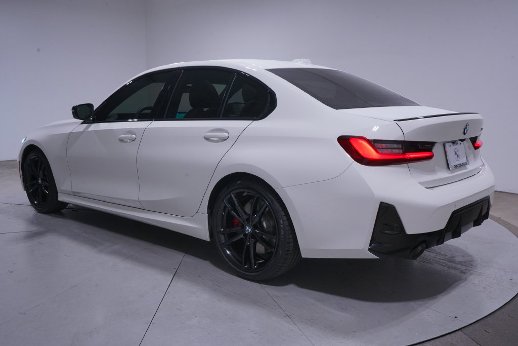 Used 2024 BMW 330i Sedan w/ M Sport Package RWD image 3