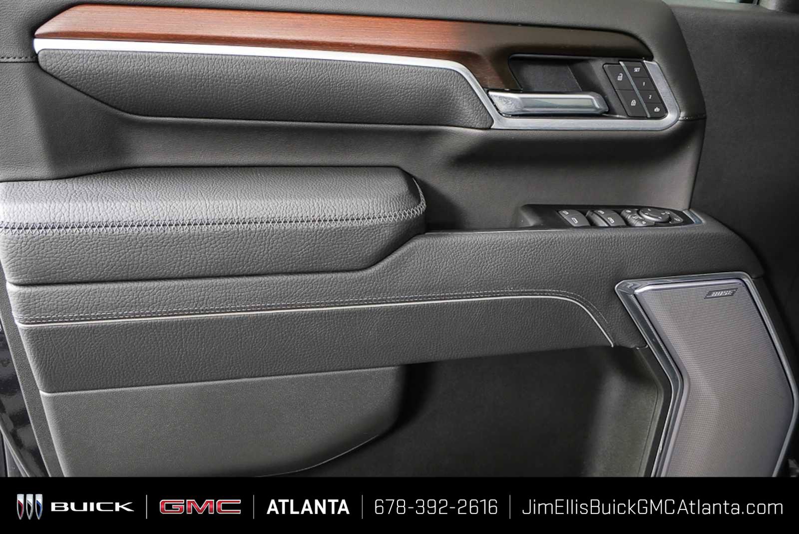 New 2026 GMC Sierra 2500 Denali w/ Denali Reserve Package AWD/4WD image 5