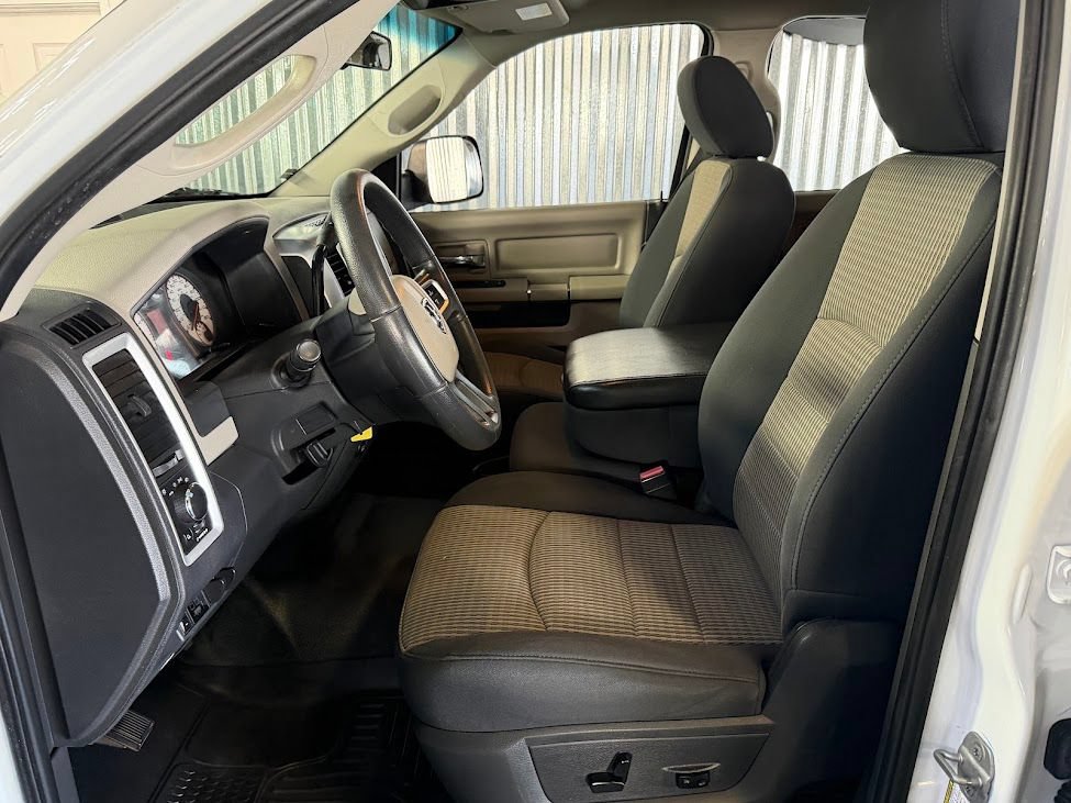Used 2011 RAM 3500 SLT w/ Protection Group AWD/4WD image 10