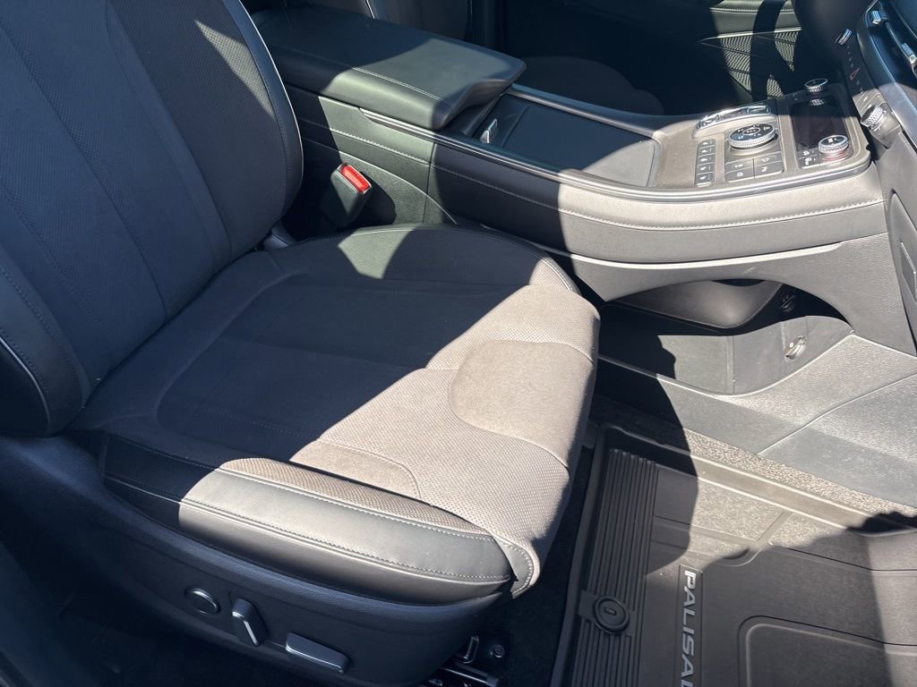 Used 2025 Hyundai Palisade Calligraphy image 29