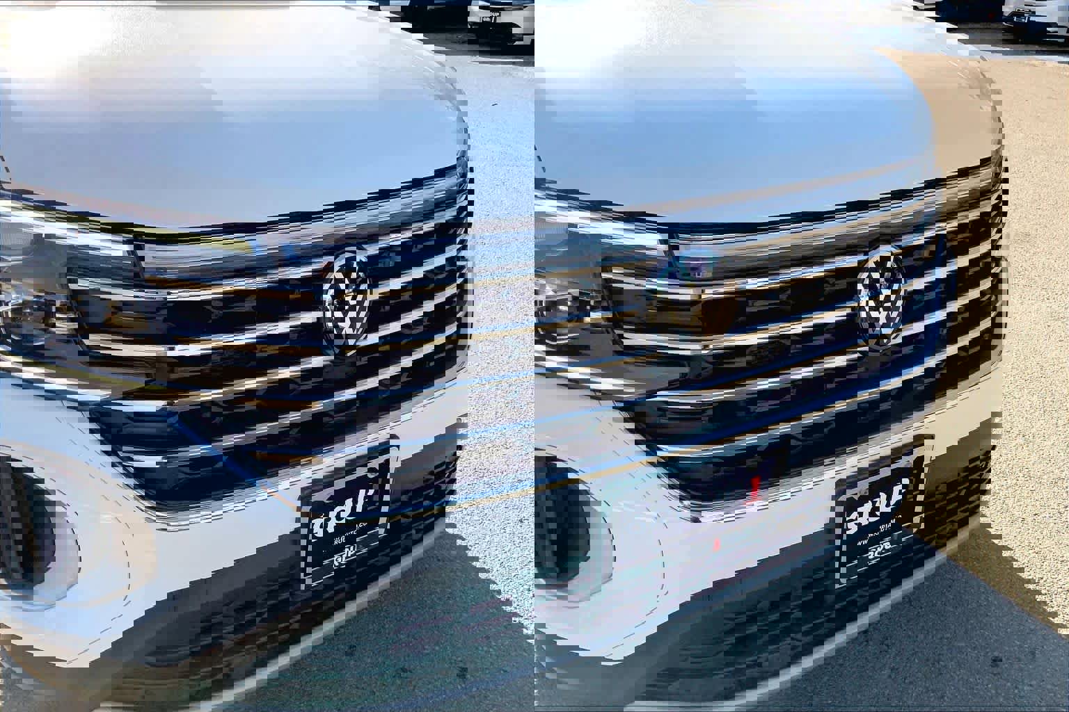 Certified 2024 Volkswagen Atlas SE image 53