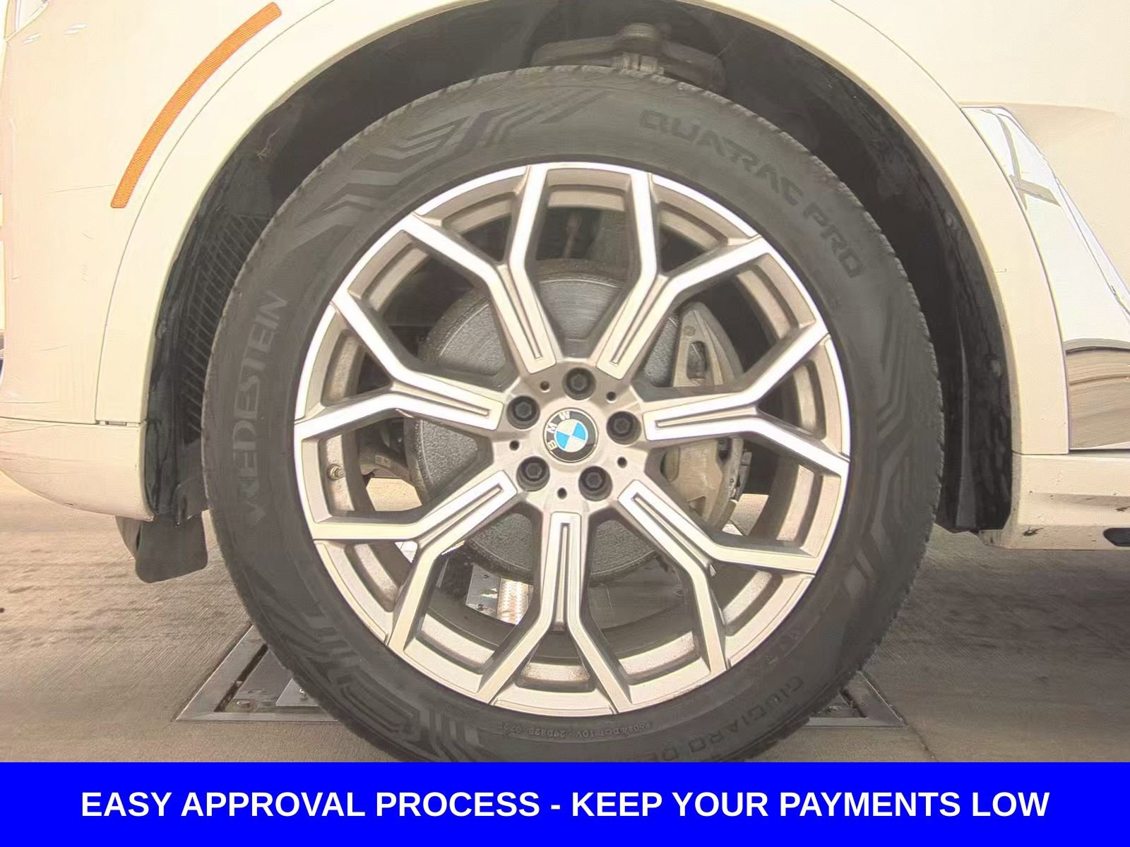 Used 2020 BMW X7 xDrive40i w/ Cold Weather Package image 19