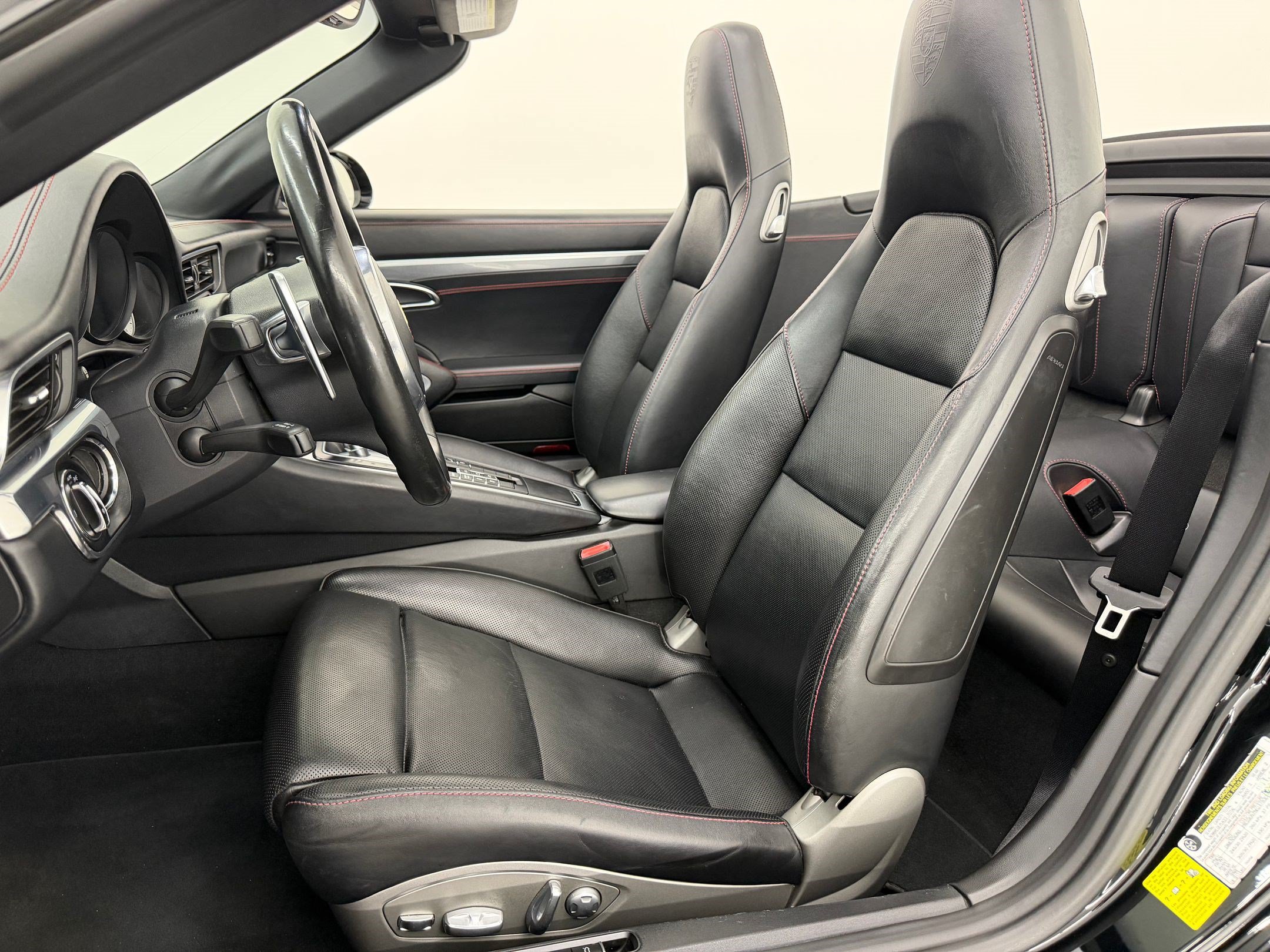 Used 2014 Porsche 911 Turbo AWD/4WD image 5