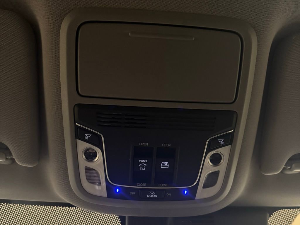 Used 2023 Honda Ridgeline RTL-E image 34