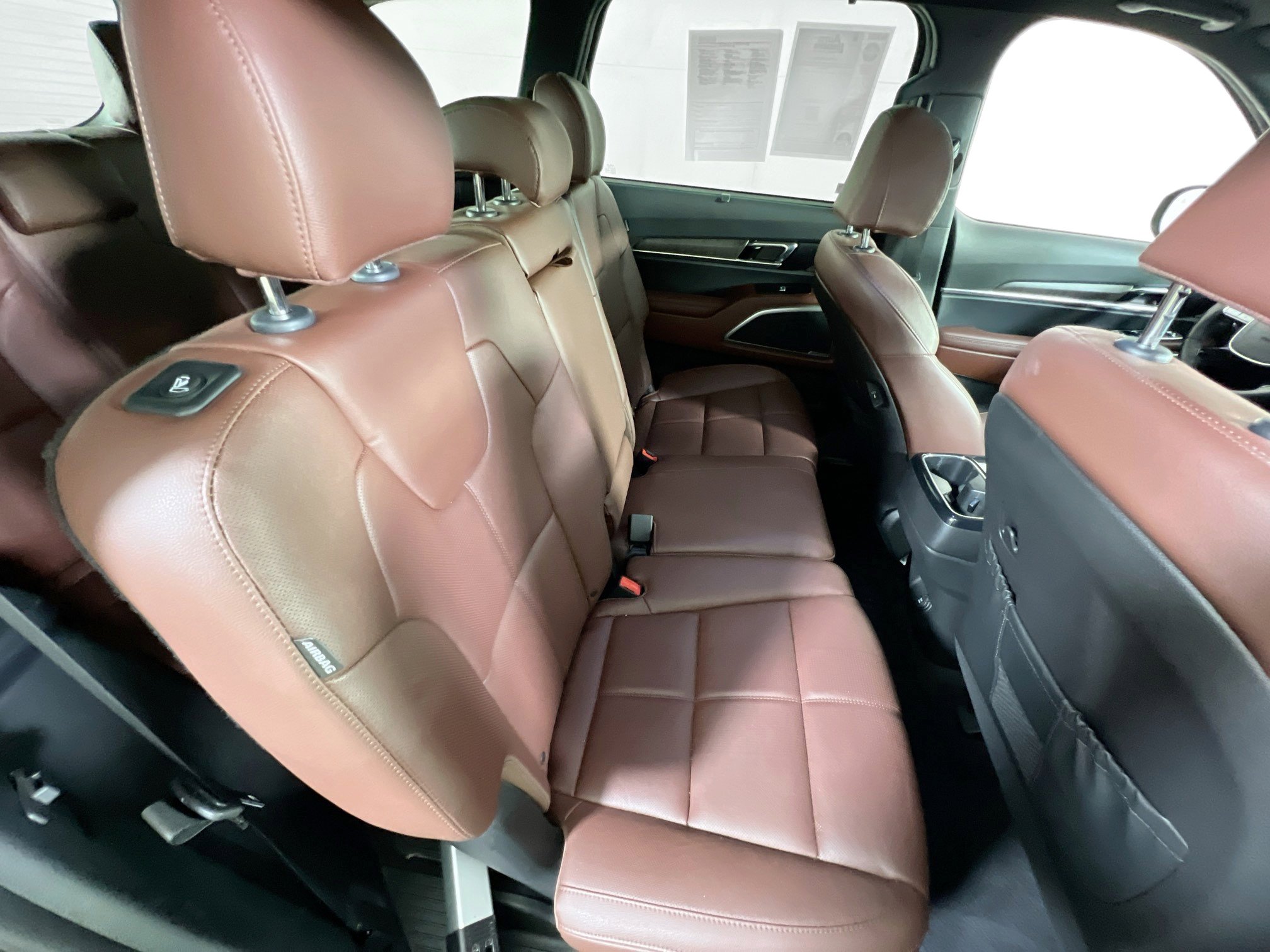 Used 2024 Kia Telluride EX image 28