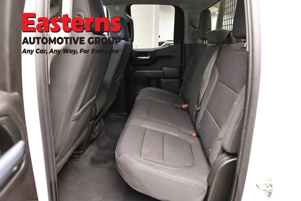 Used 2021 Chevrolet Silverado 1500 LT AWD/4WD image 23